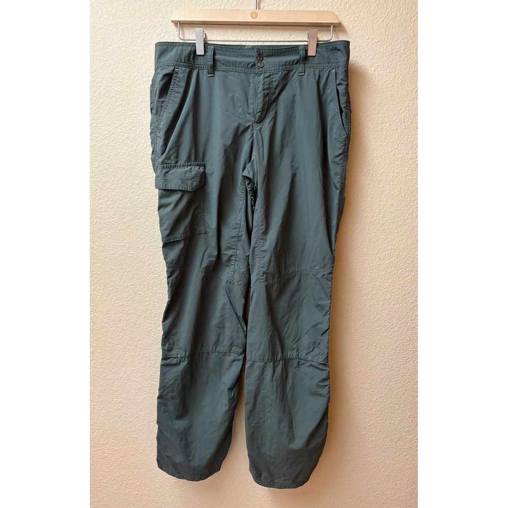 Columbia Omni-Shade Hiking Cargo Pants Womens 10 Regular Green Nylon Outdoor